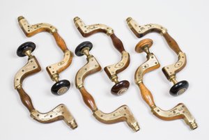 أقواس الإنذار ، c.1853-56 (الخشب والمعادن)